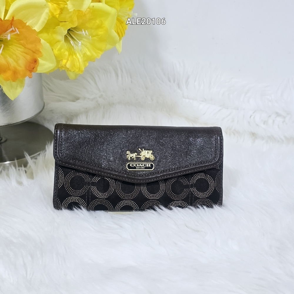 Coach Black and Brown Women's Clutch